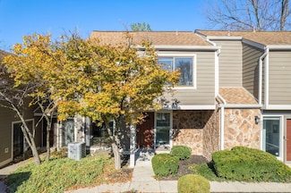 9975 Timbers Dr, Cincinnati, OH 45242