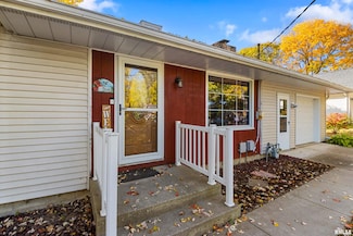 208 E Butternut St, Elmwood, IL 61529