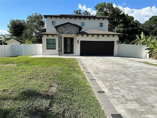 9005 W Flora St, Tampa, FL 33615