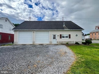 123 W South St, Everett, PA 15537