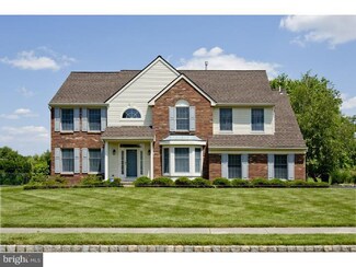 48 Kinglet Dr S, Cranbury, NJ 08512