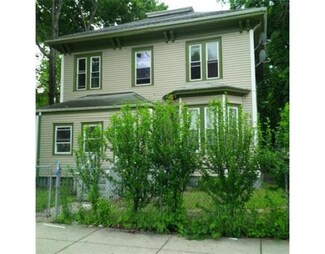 24 Fuller St, Dorchester Center, MA 02124
