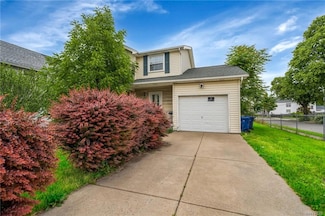22 Peckham St, Buffalo, NY 14206