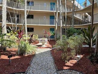 5190 Las Verdes Cir Unit 3020, Delray Beach, FL 33484