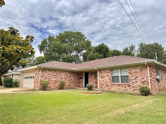 1520 Ridgeway Dr, Sherman, TX 75092