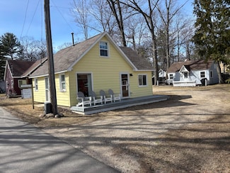 112 Taylor Ave, Roscommon, MI 48653