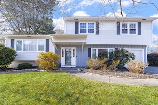 150 Westfield Dr, Holliston, MA 01746