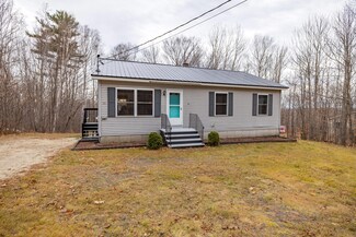 122 Prospect St, Wilton, ME 04294