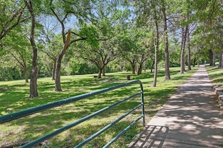 66 Abbey Rd, Euless, TX 76039