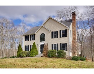 11 Centennial Dr, Blackstone, MA 01504