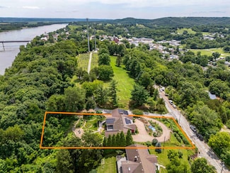 501 W 4th St, Hermann, MO 65041