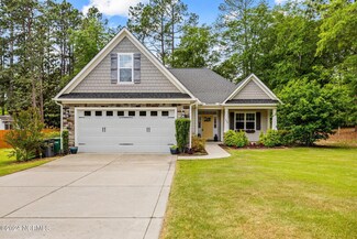 230 Oakmont Cir, Pinehurst, NC 28374