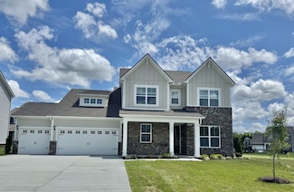 2641 Augusta Trace Dr, Columbia, TN 38401