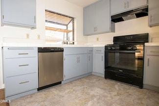 581 Kipling Ln, Ventura, CA 93003