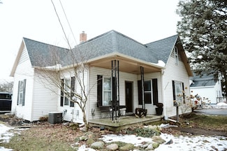 505 W Maple St, Wayland, MI 49348