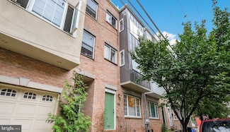 915 S 19th St, Philadelphia, PA 19146