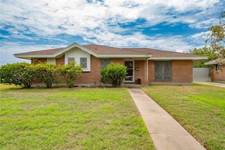130 Grace Dr, Portland, TX 78374