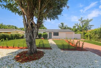 580 NW 146th St, Miami, FL 33168