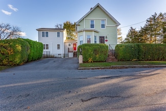 39 Veranda Ave, Fairhaven, MA 02719
