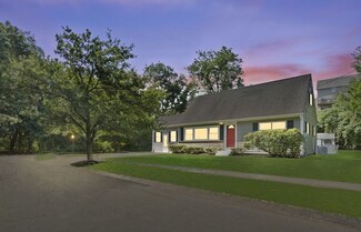 43 Vista Dr, Danvers, MA 01923