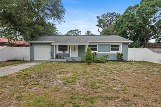 2824 Oaklawn Ave, Largo, FL 33771