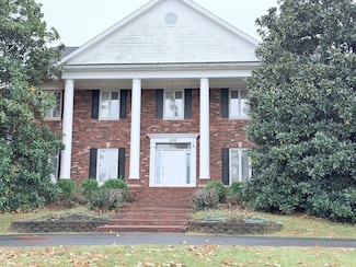 110 Shamrock Dr, Madisonville, KY 42431