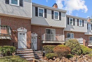 210 Belmont St Unit 5, Watertown, MA 02472
