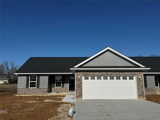 126 Grindstone Ct, Moscow Mills, MO 63379