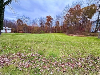 00 Lilac Dr, Shenango Township, PA 16159