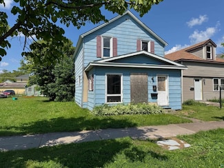 711 Weeks Ave, Superior, WI 54880