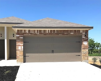 448 Jack Rabbit Ln Unit B, Buda, TX 78610