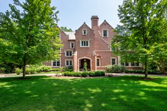 635 Maple St, Winnetka, IL 60093