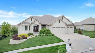 3604 Eastridge Cir, Manhattan, KS 66503