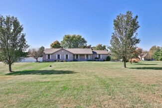 1903 Chapel Rd, Hamilton, OH 45013