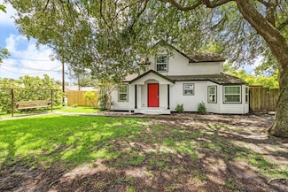 3702 Chanterway St, Bacliff, TX 77518