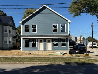 51 Academy St, Laconia, NH 03246