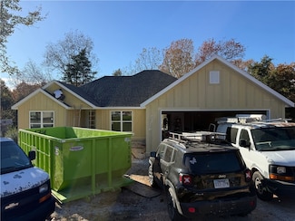 6 Dillow Ln, Bella Vista, AR 72714