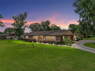 609 W Pipkin Rd, Lakeland, FL 33813