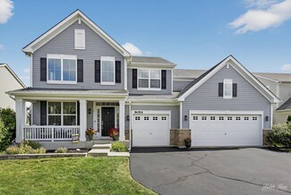 9054 Clinnin Ln, Huntley, IL 60142