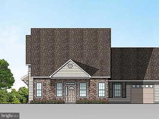 51 Liberty Cir Unit 51, Levittown, PA 19054