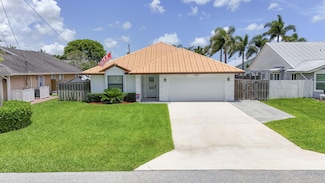 6093 Lucerne St, Jupiter, FL 33458
