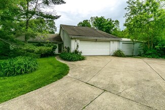 12725 Rockhaven Rd, Chesterland, OH 44026