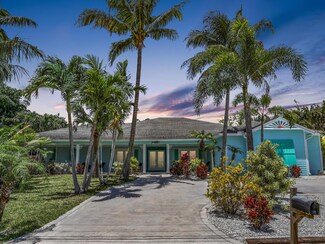 2769 Boston Ct, Lake Worth, FL 33462