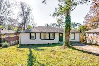 2835 Laguna Dr, Decatur, GA 30032