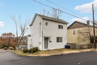 920 Wymore St, Pittsburgh, PA 15220