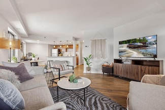 20 2nd St NE Unit P2202, Minneapolis, MN 55413