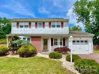 39 Onondaga St, Old Bridge, NJ 08857