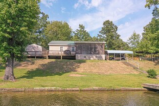 317 Blacksgate Cir, Cross Hill, SC 29332