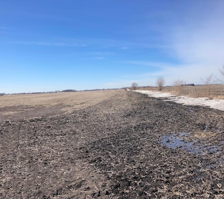 1204 Grant St N, Bondurant, IA 50035