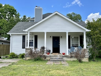 1069 Zophi St, Nashville, TN 37216